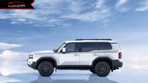Thân xe gầm cao và mâm 18 inch của Toyota Prado 2026